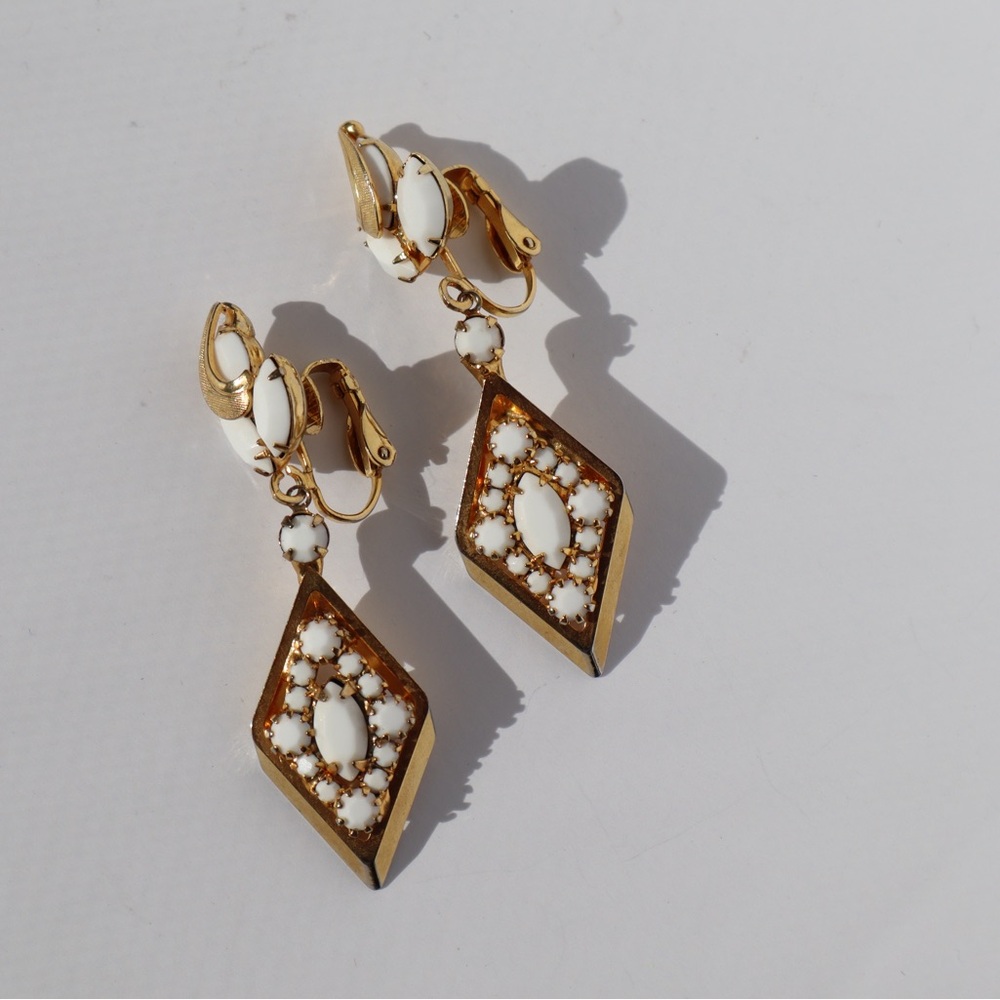 Vintage Gold and White Clip On Dangle Earrings